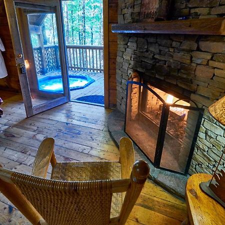 A Cabin In The Woods Pigeon Forge Ngoại thất bức ảnh