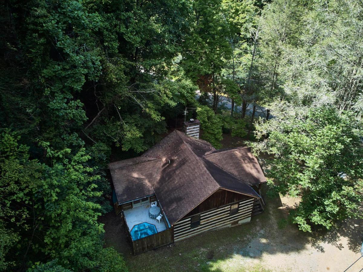 A Cabin In The Woods Pigeon Forge Ngoại thất bức ảnh