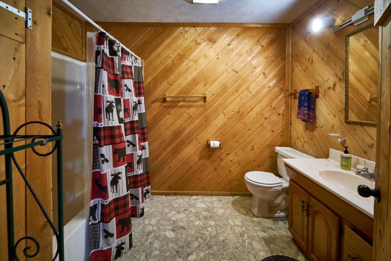 A Cabin In The Woods Pigeon Forge Ngoại thất bức ảnh
