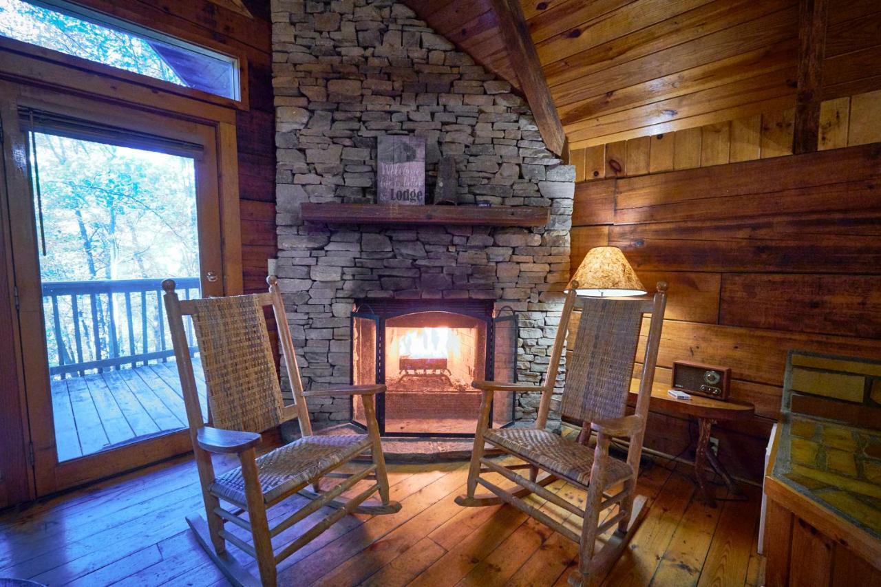 A Cabin In The Woods Pigeon Forge Ngoại thất bức ảnh